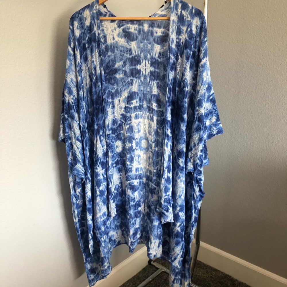 Blue cover up